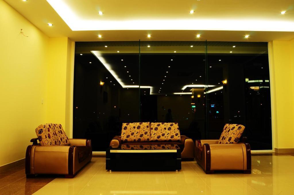 Monaco Hotel Danang Exterior photo