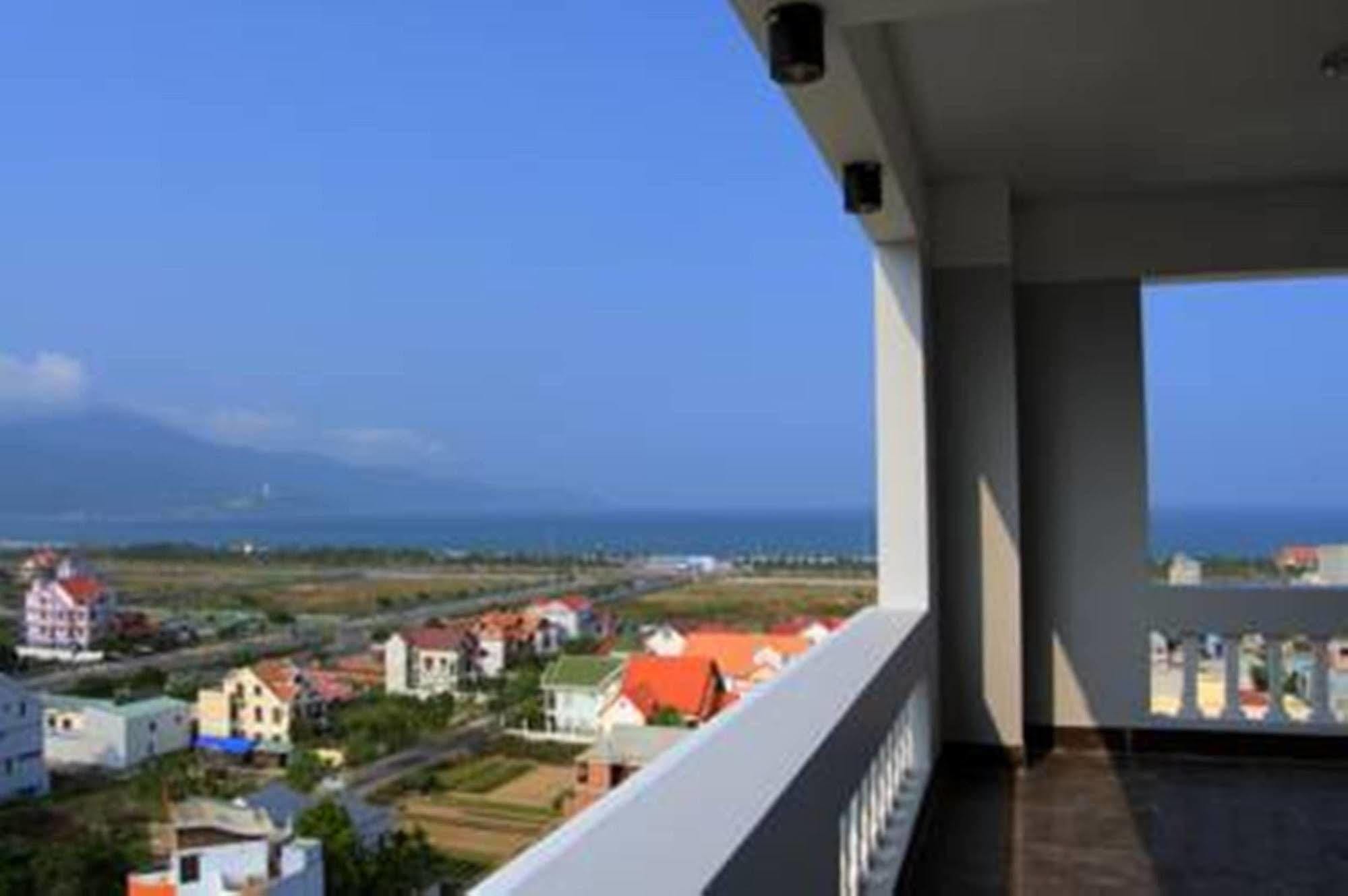 Monaco Hotel Danang Exterior photo