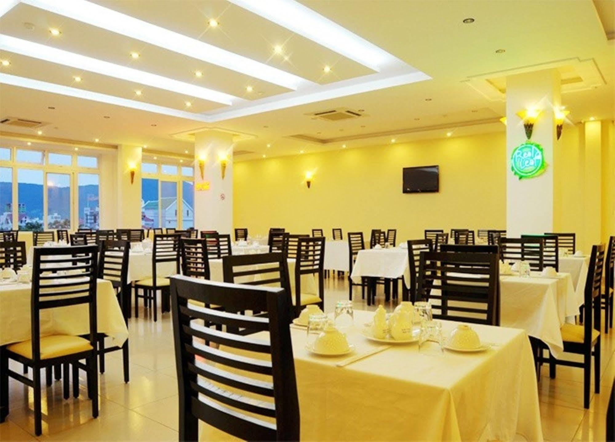 Monaco Hotel Danang Exterior photo