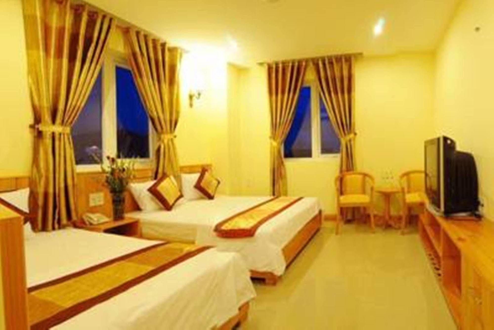 Monaco Hotel Danang Exterior photo
